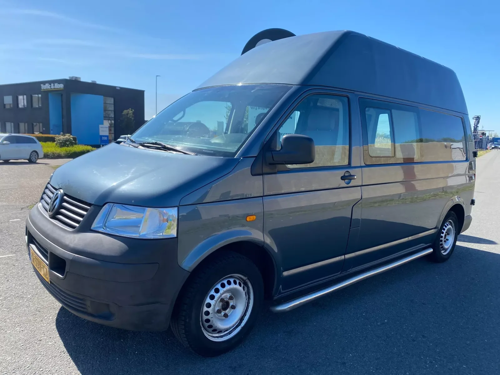 Volkswagen Transporter (2006) — foto 1