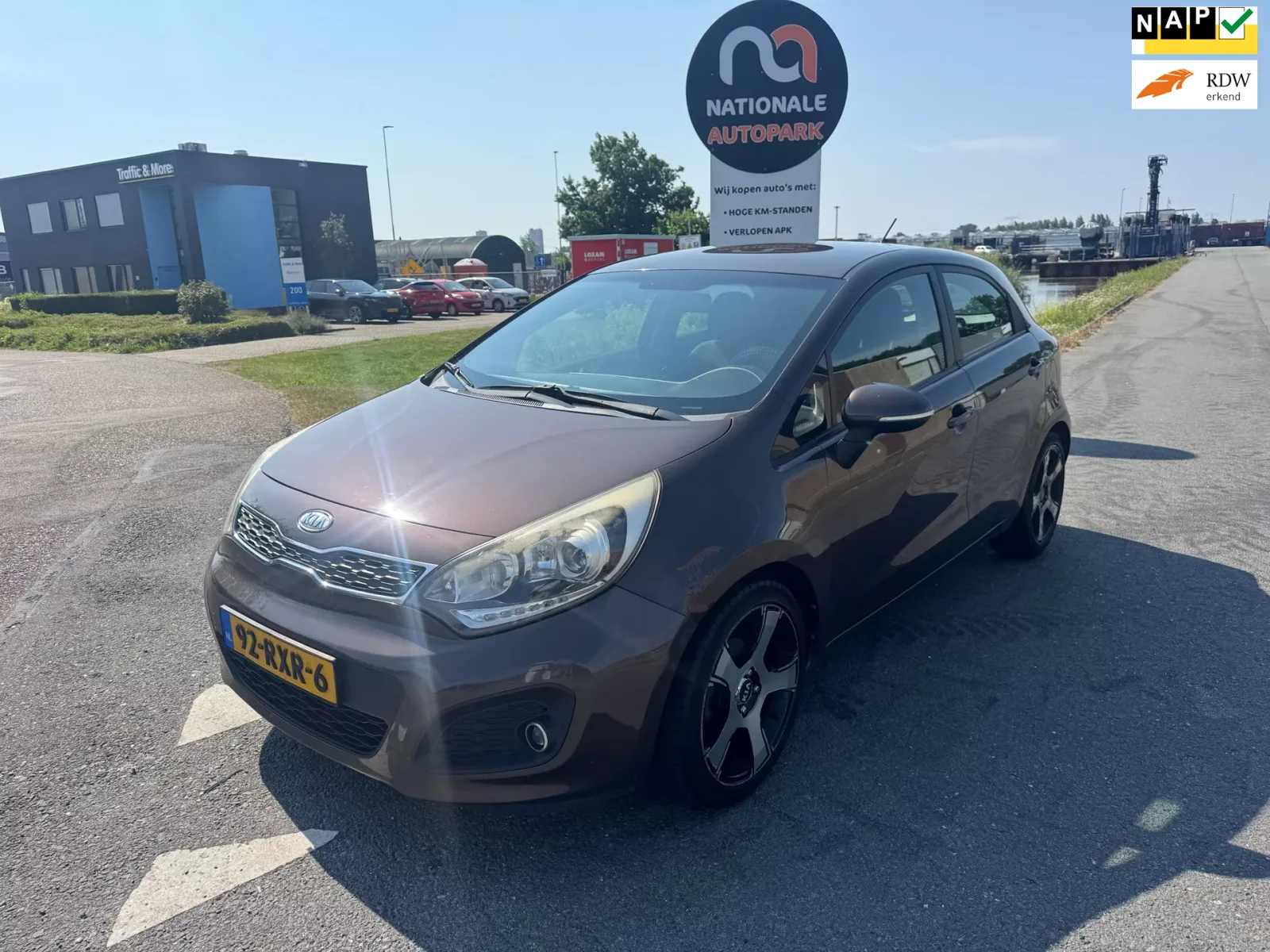 Kia Rio (2011) — foto 1