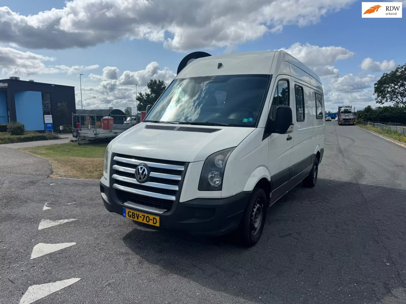 Volkswagen Crafter (2007) — foto 1