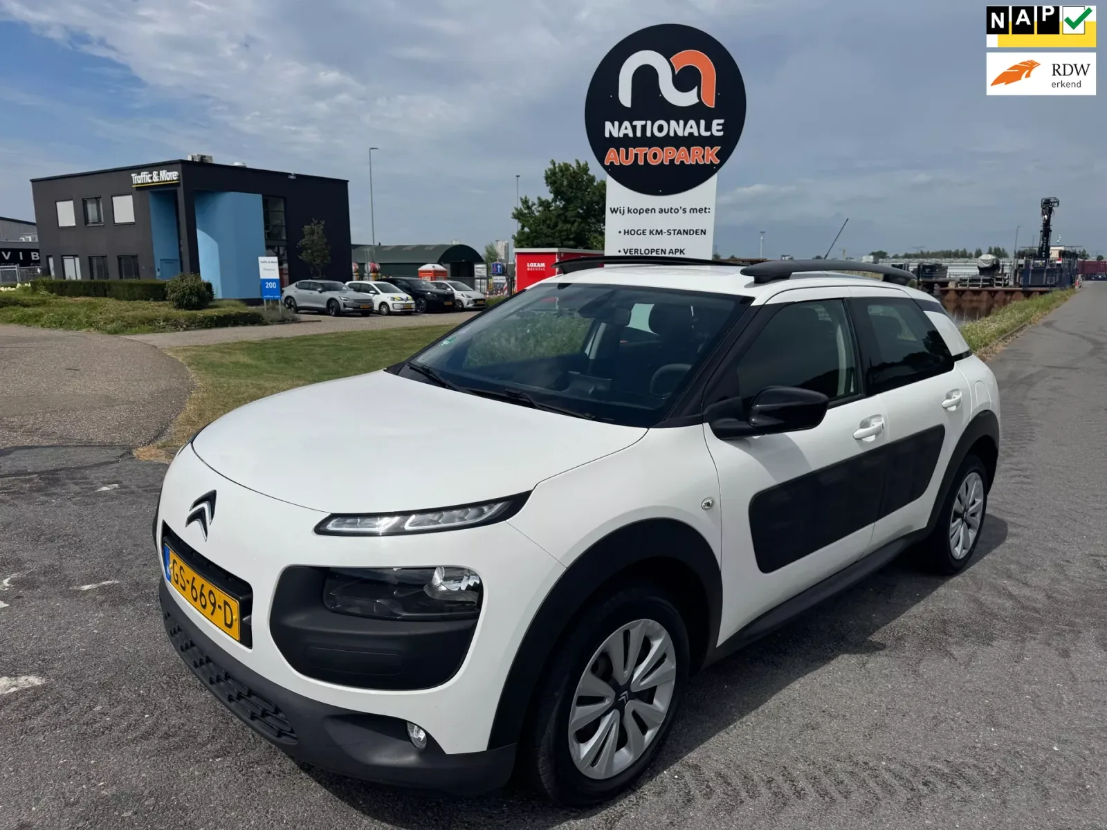Citroën C4 Cactus (2015) — foto 1