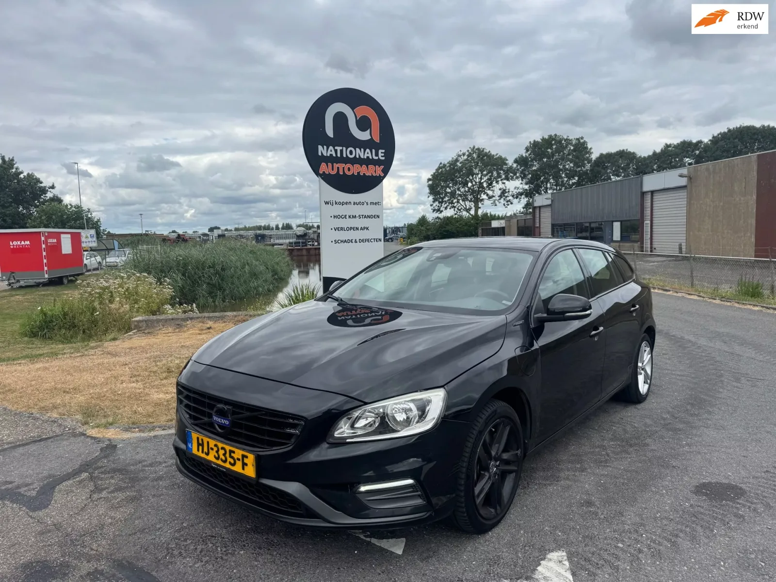 Volvo V60 (2015) — foto 1