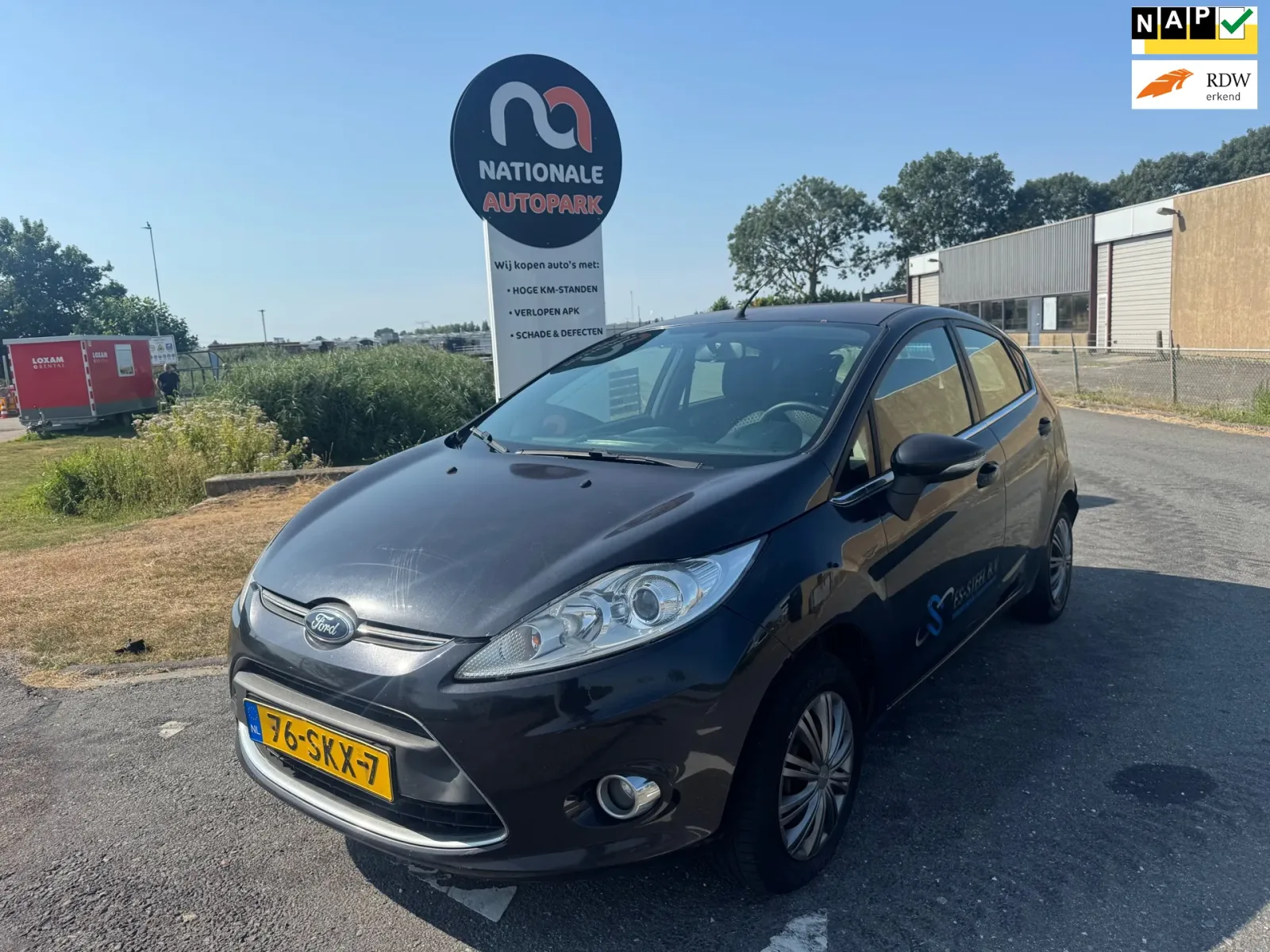 Ford Fiesta (2011) — foto 1