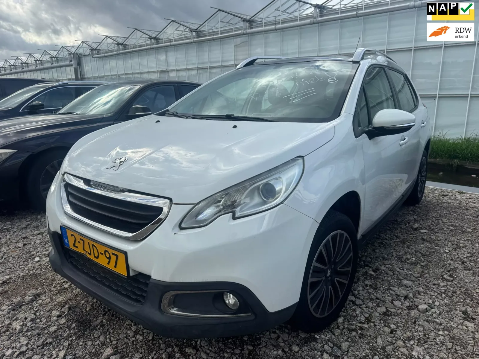 Peugeot 2008 (2015) — foto 1