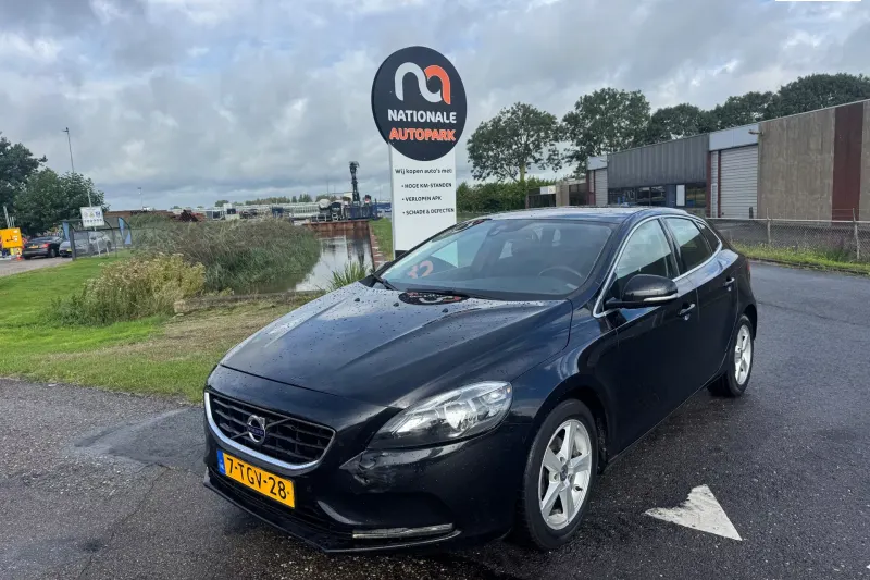 Volvo V40 (2013)