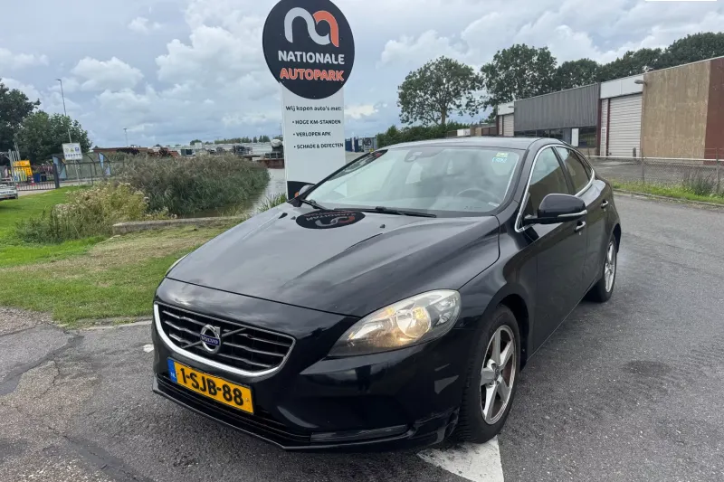 Volvo V40 (2013)