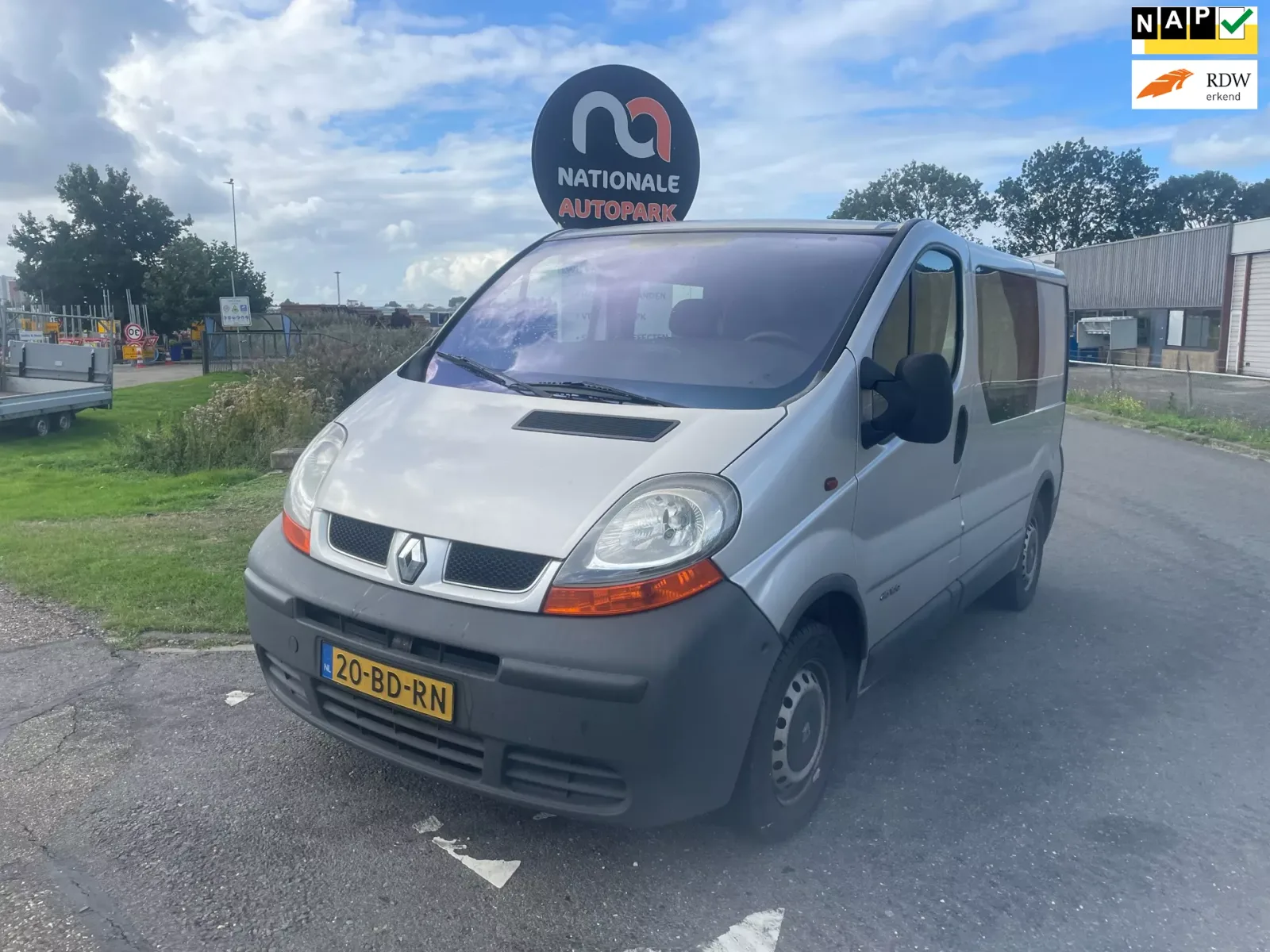 Renault Trafic (2002) — foto 1