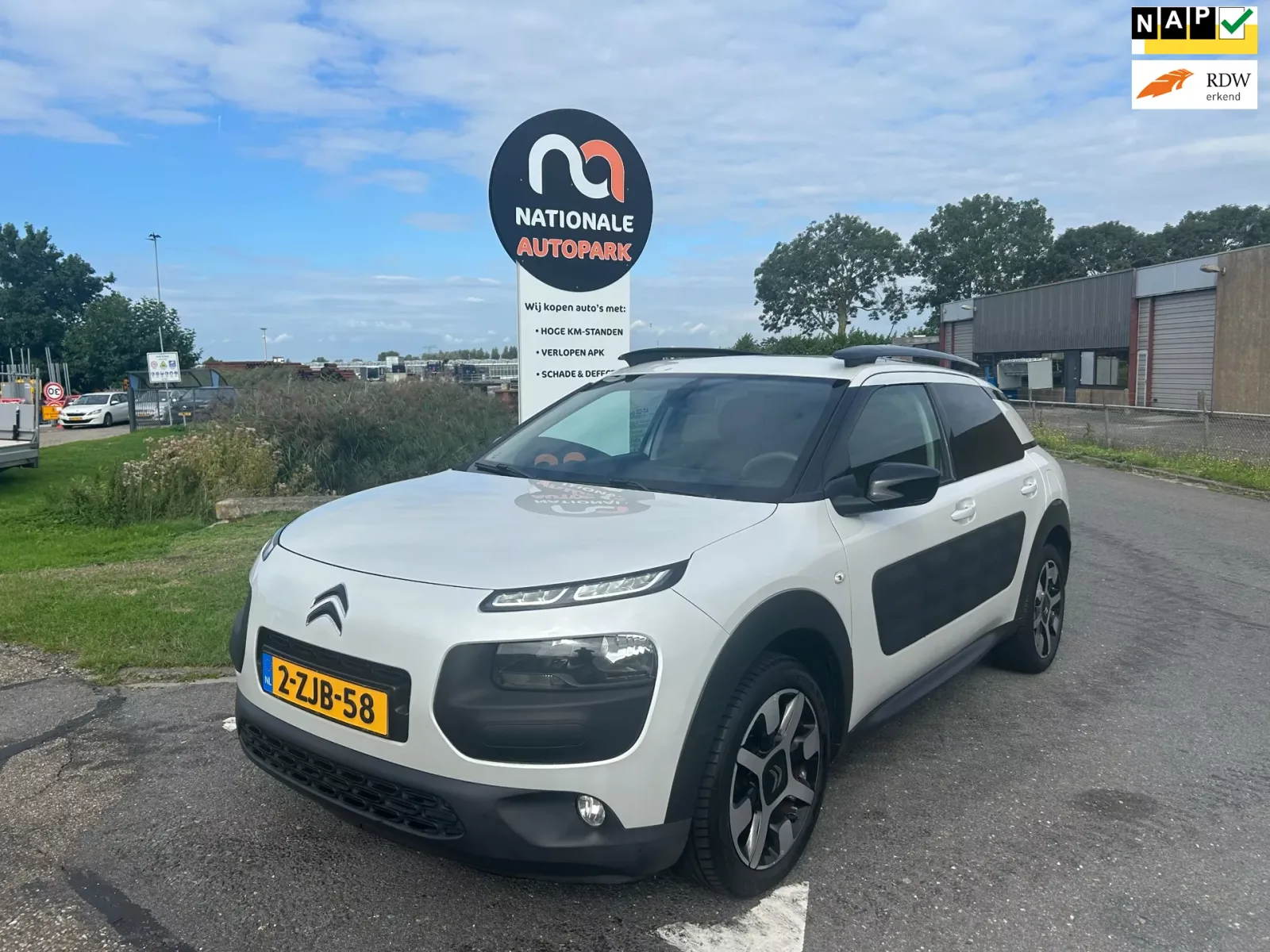 Citroën C4 Cactus (2015) — foto 1