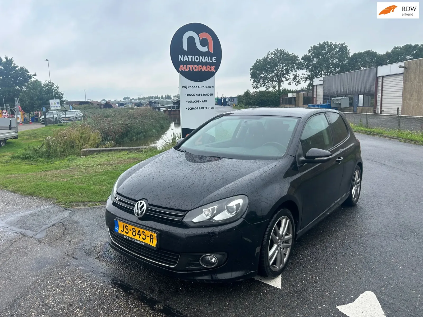 Volkswagen Golf (2009) — foto 1