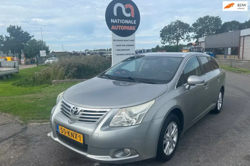 Toyota Avensis (2010)