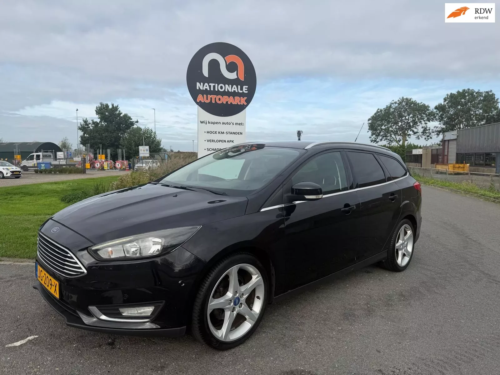 Ford Focus (2015) — foto 1