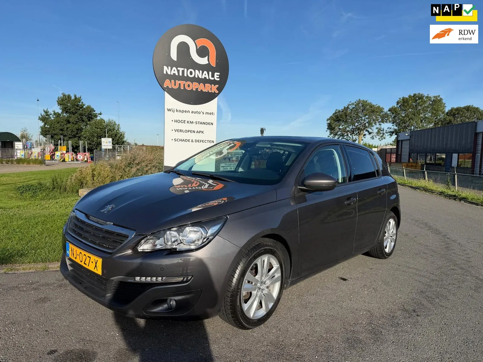 Peugeot 308 (2017) — foto 1