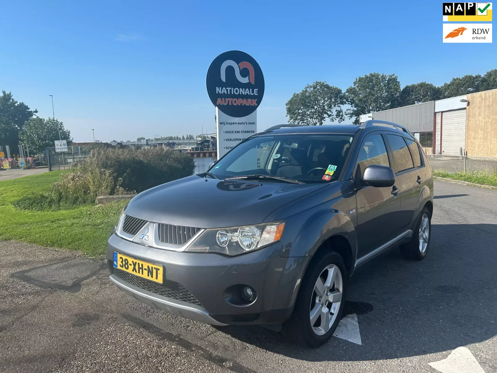 Mitsubishi Outlander (2007) — foto 1
