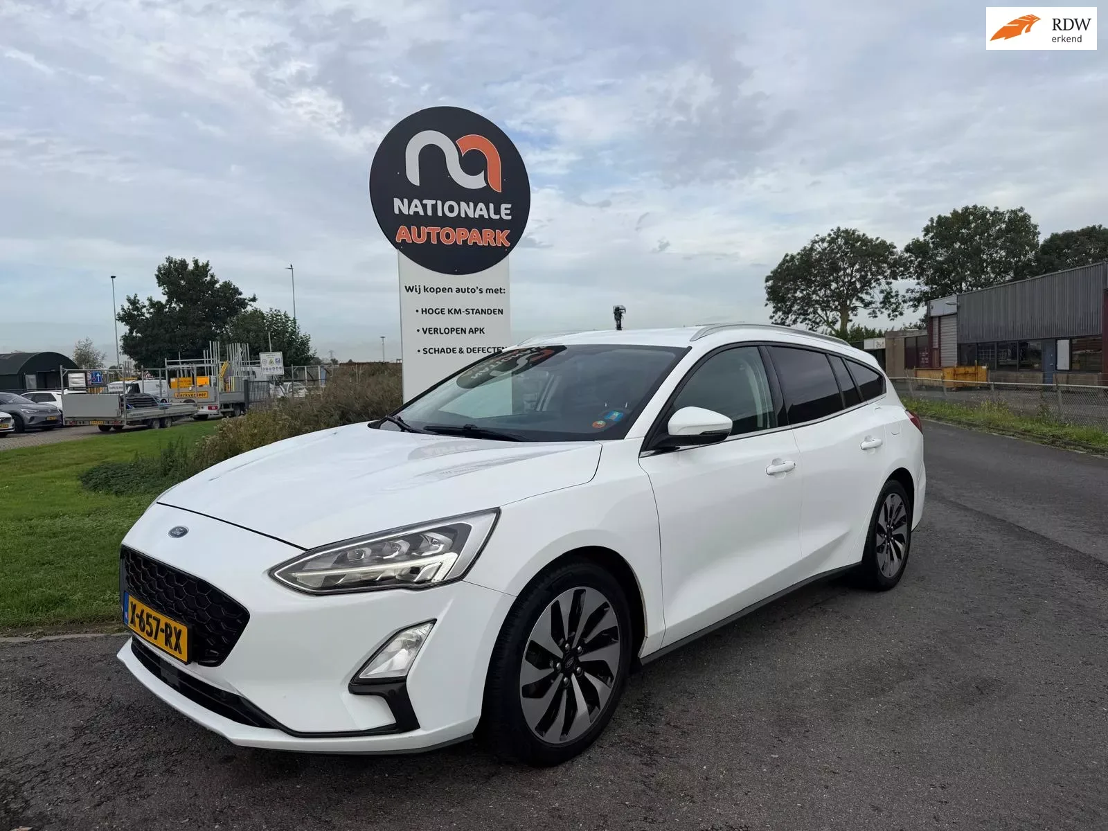 Ford Focus (2018) — foto 1