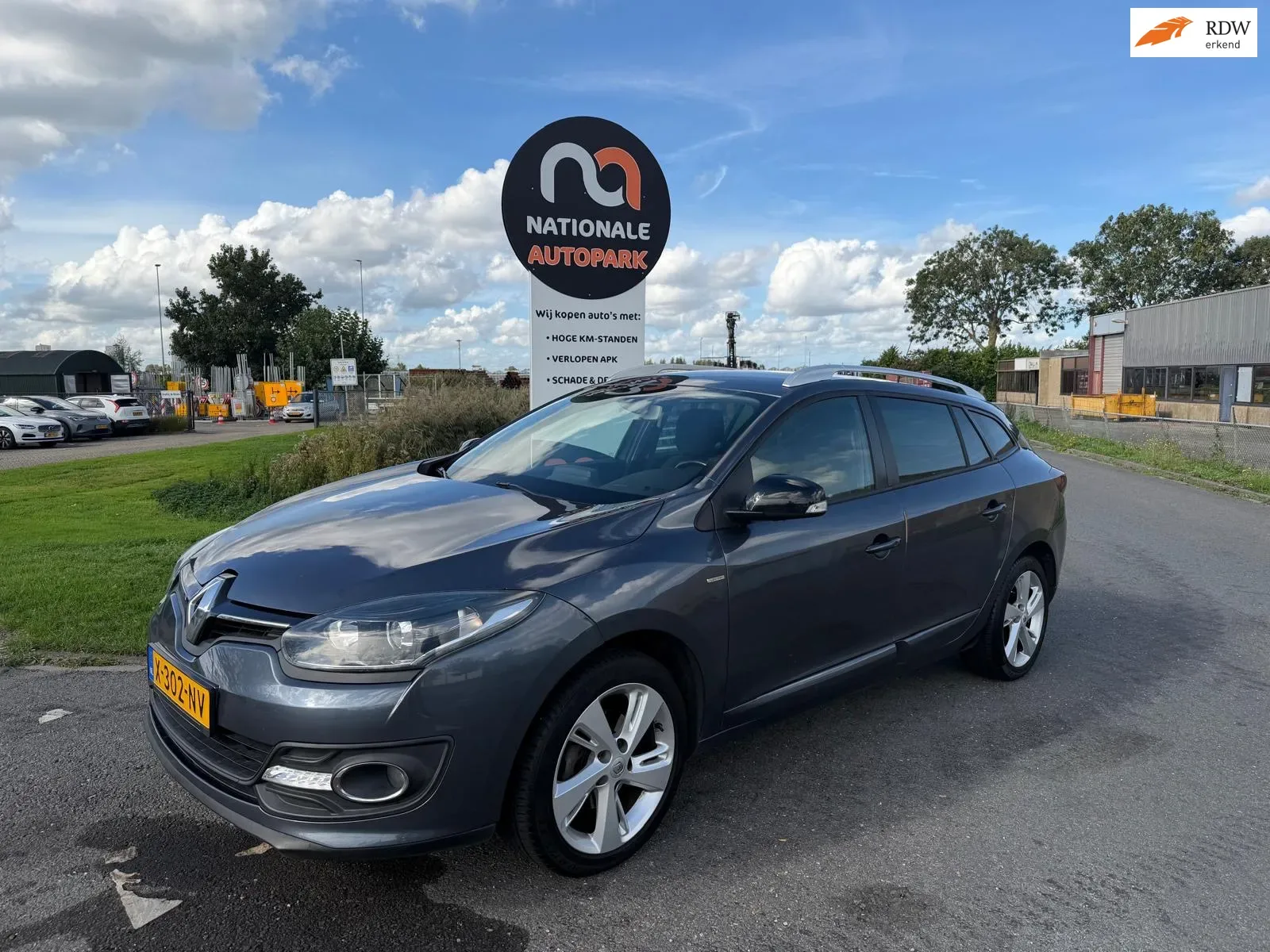 Renault Mégane (2015) — foto 1