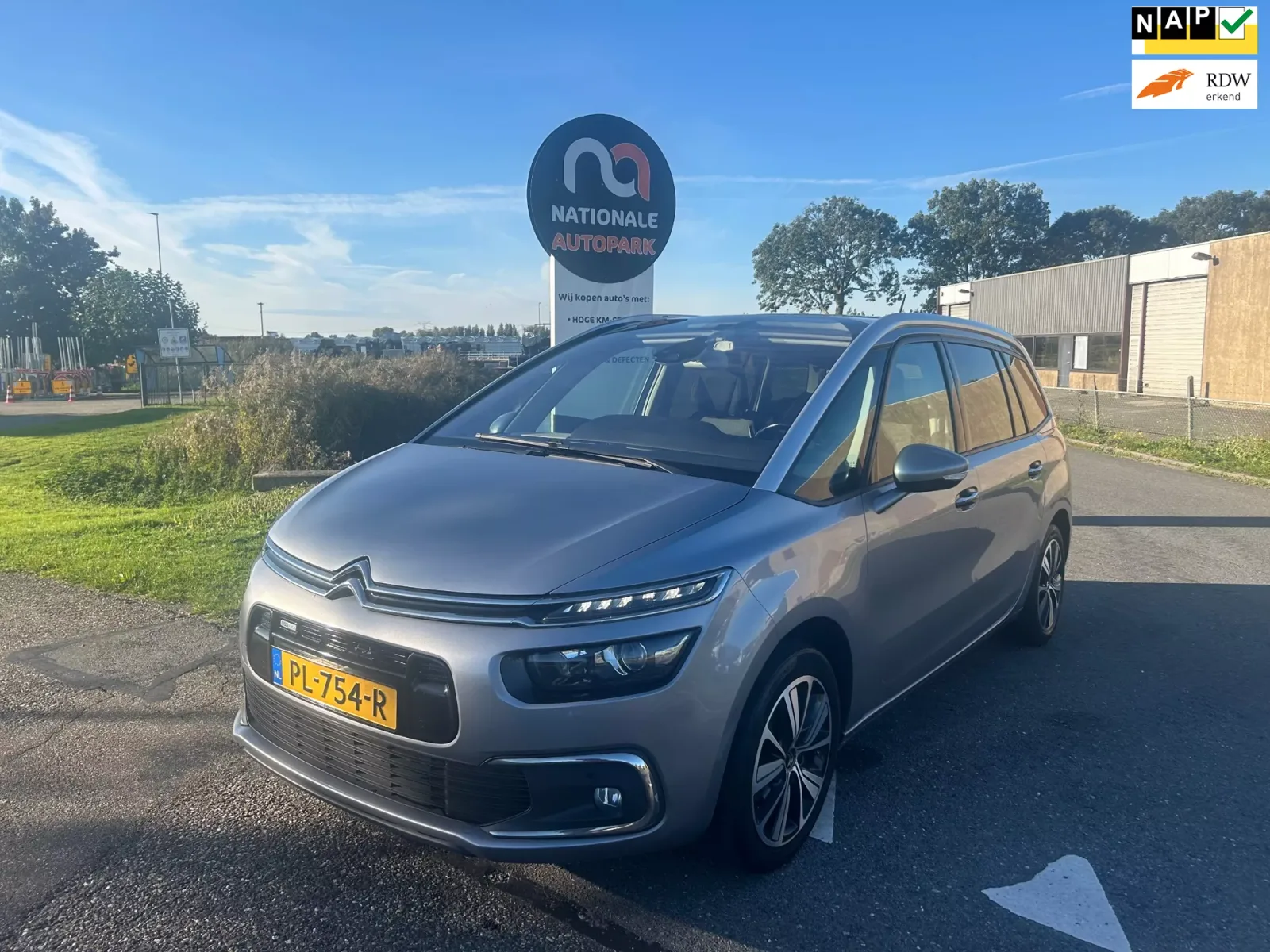 Citroën Grand C4 Picasso (2017) — foto 1