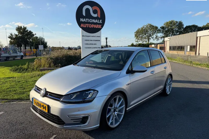 Volkswagen Golf (2014)