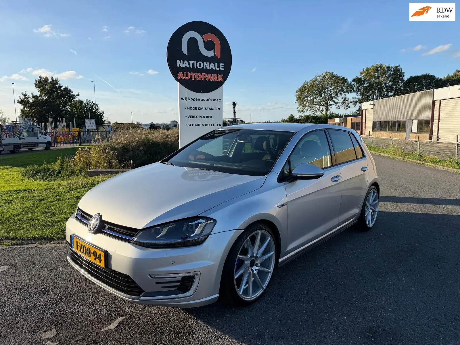 Volkswagen Golf (2014) — foto 1