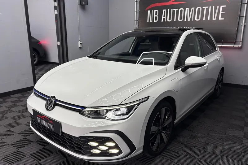 Volkswagen Golf (2021)