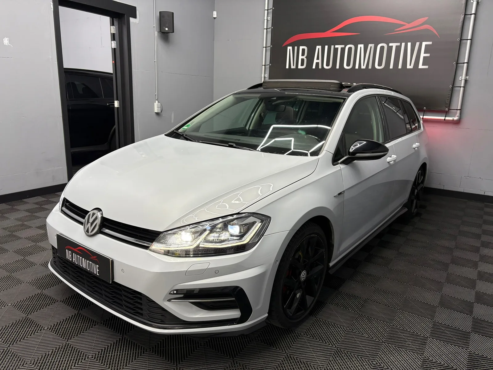 Volkswagen Golf (2017) — foto 1