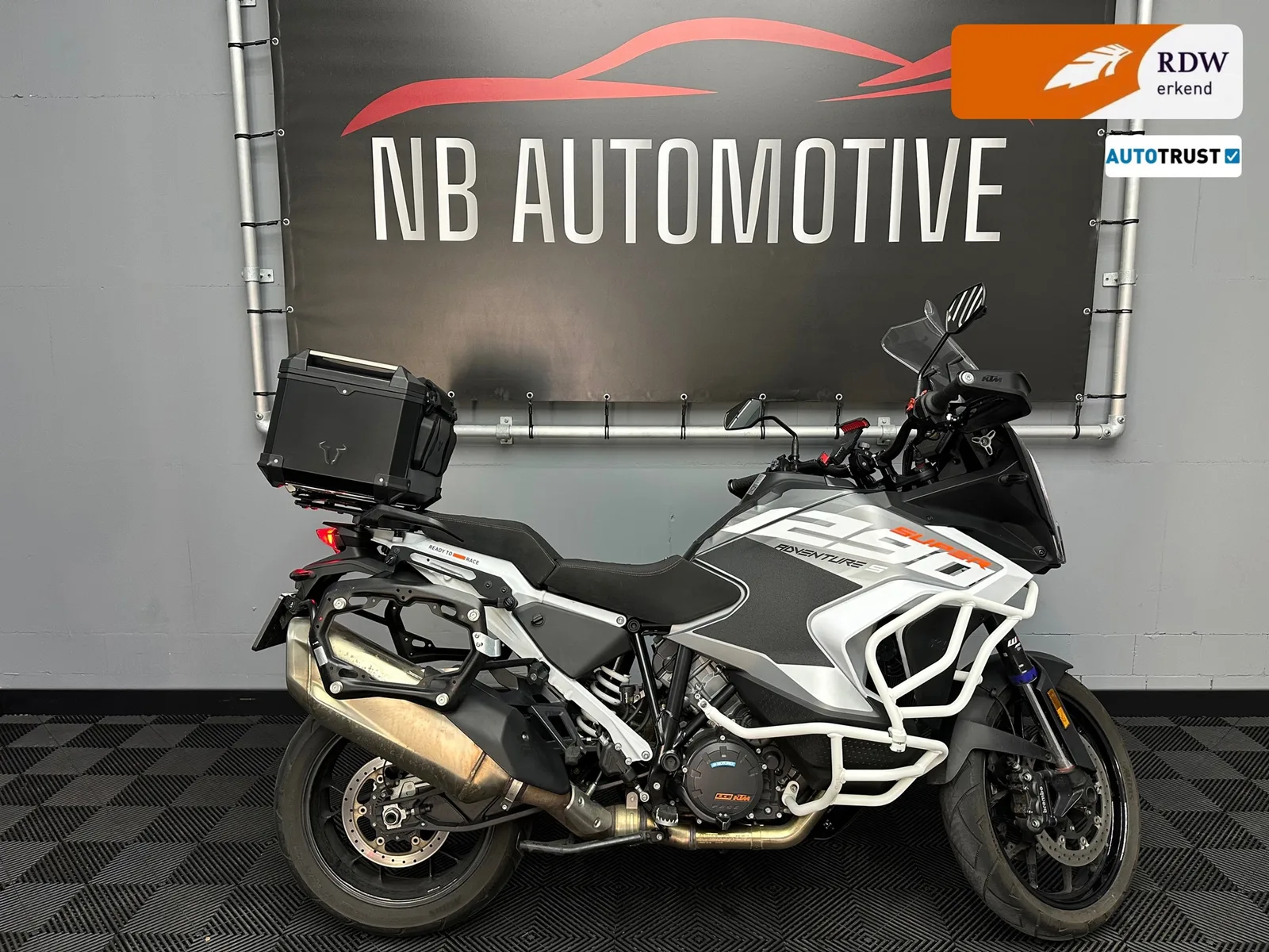KTM 1290 Super Adventure S (2023) — foto 1