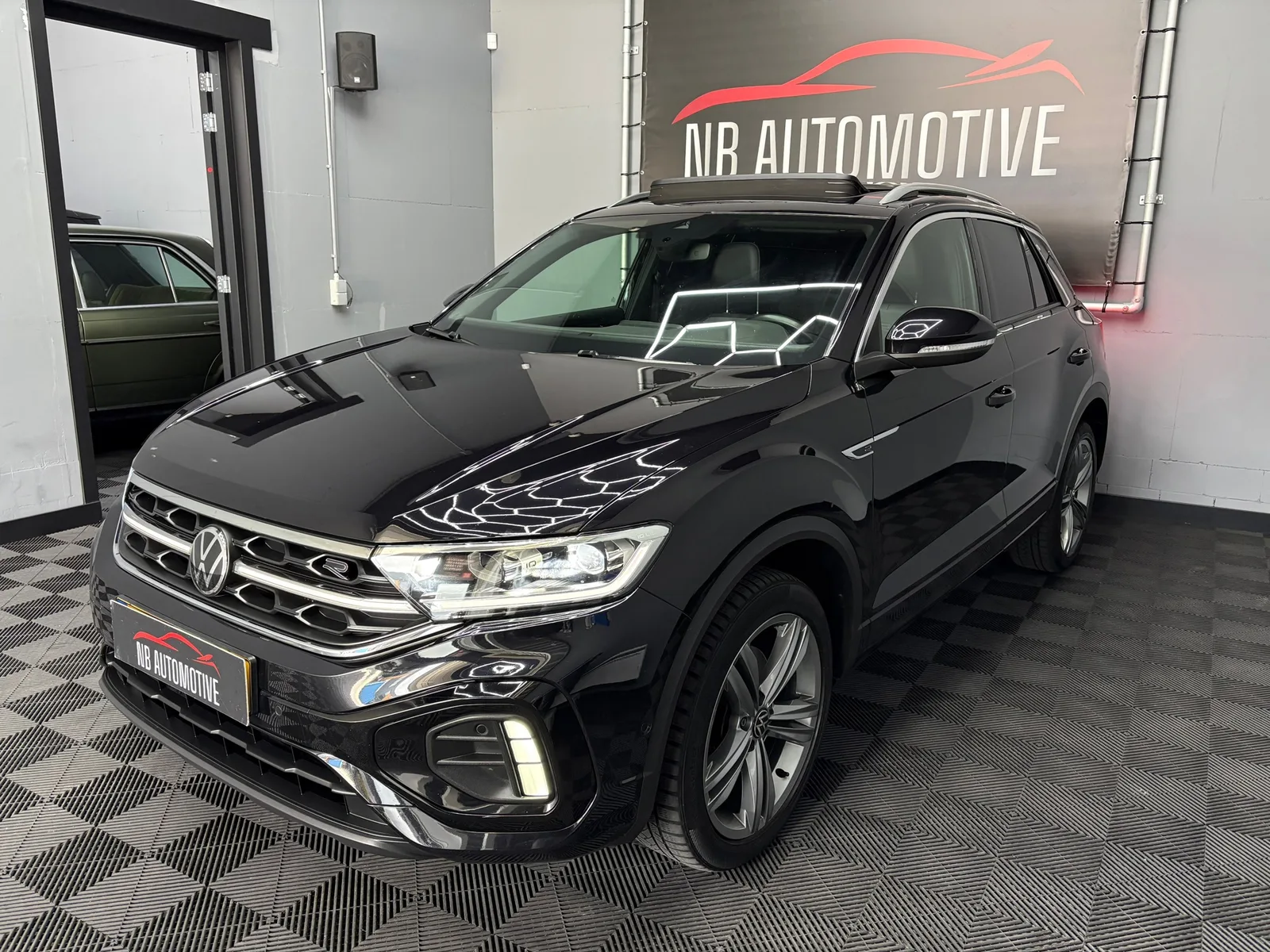 Volkswagen T-Roc (2022) — foto 1