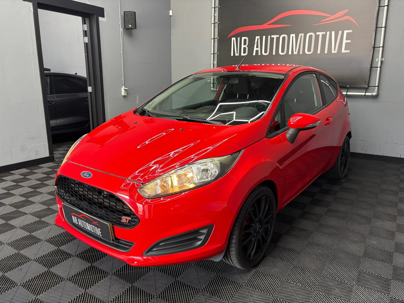 Ford Fiesta (2015) — foto 1