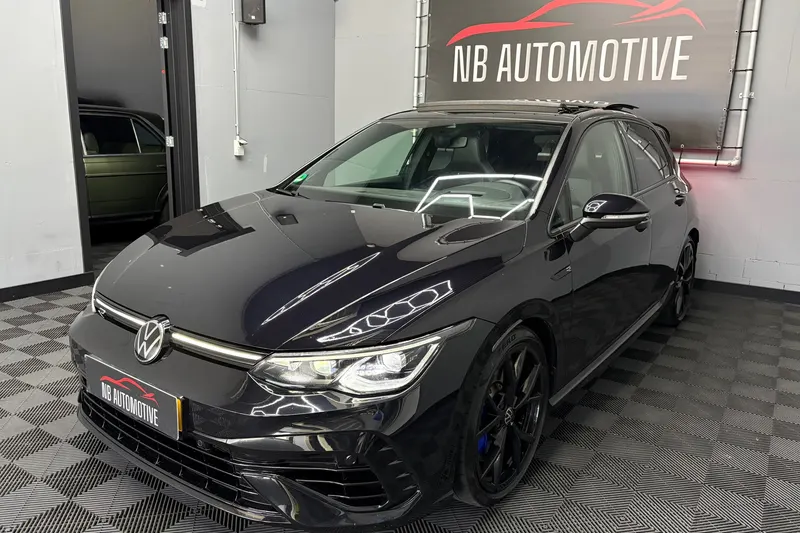 Volkswagen Golf (2023)