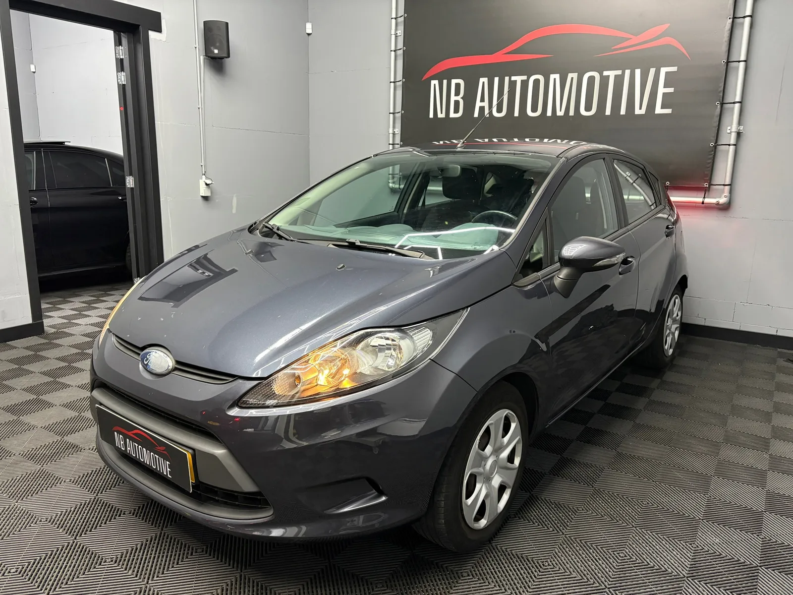 Ford Fiesta (2010) — foto 1