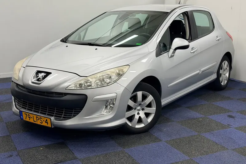 Peugeot 308 (2009)