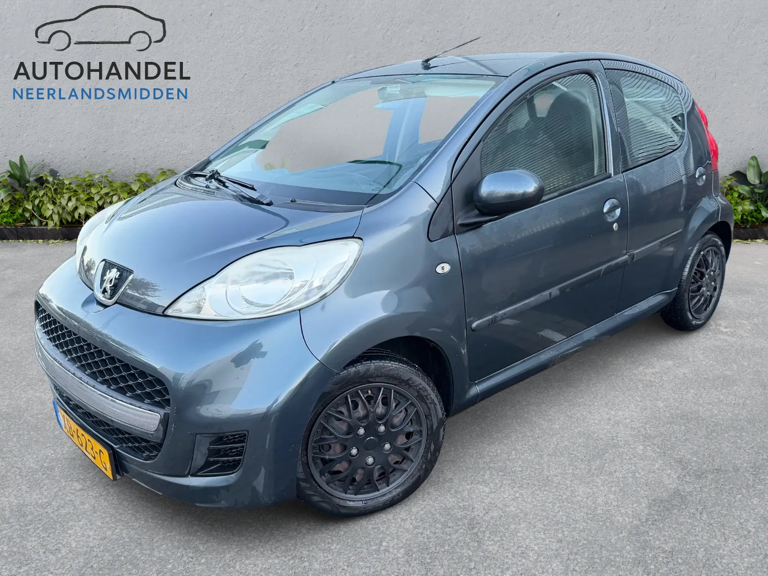 Peugeot 107 (2009) — foto 1