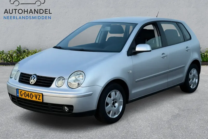 Volkswagen Polo (2004)