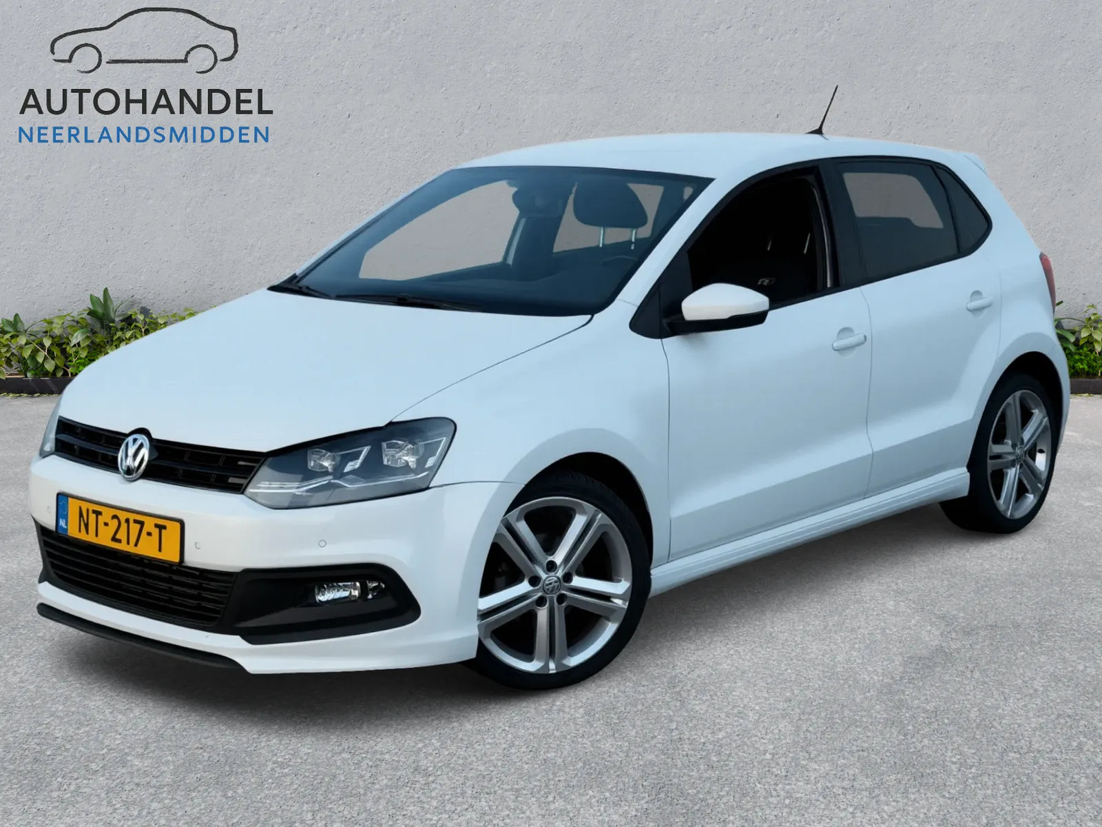 Volkswagen Polo (2017) — foto 1