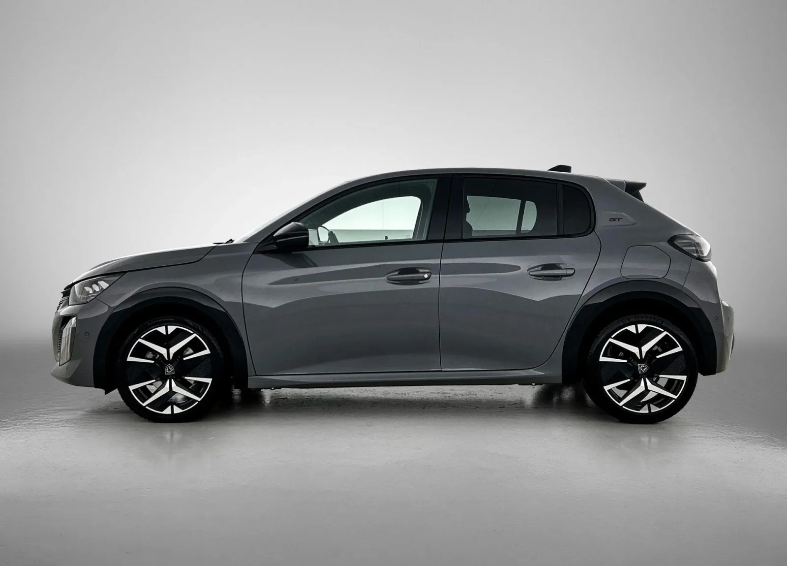Peugeot 208 (2024) — foto 1