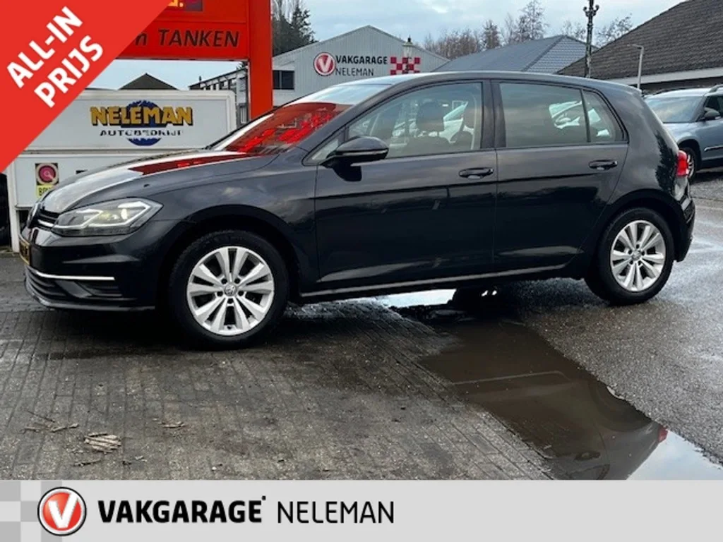 Volkswagen Golf (2018) — foto 1