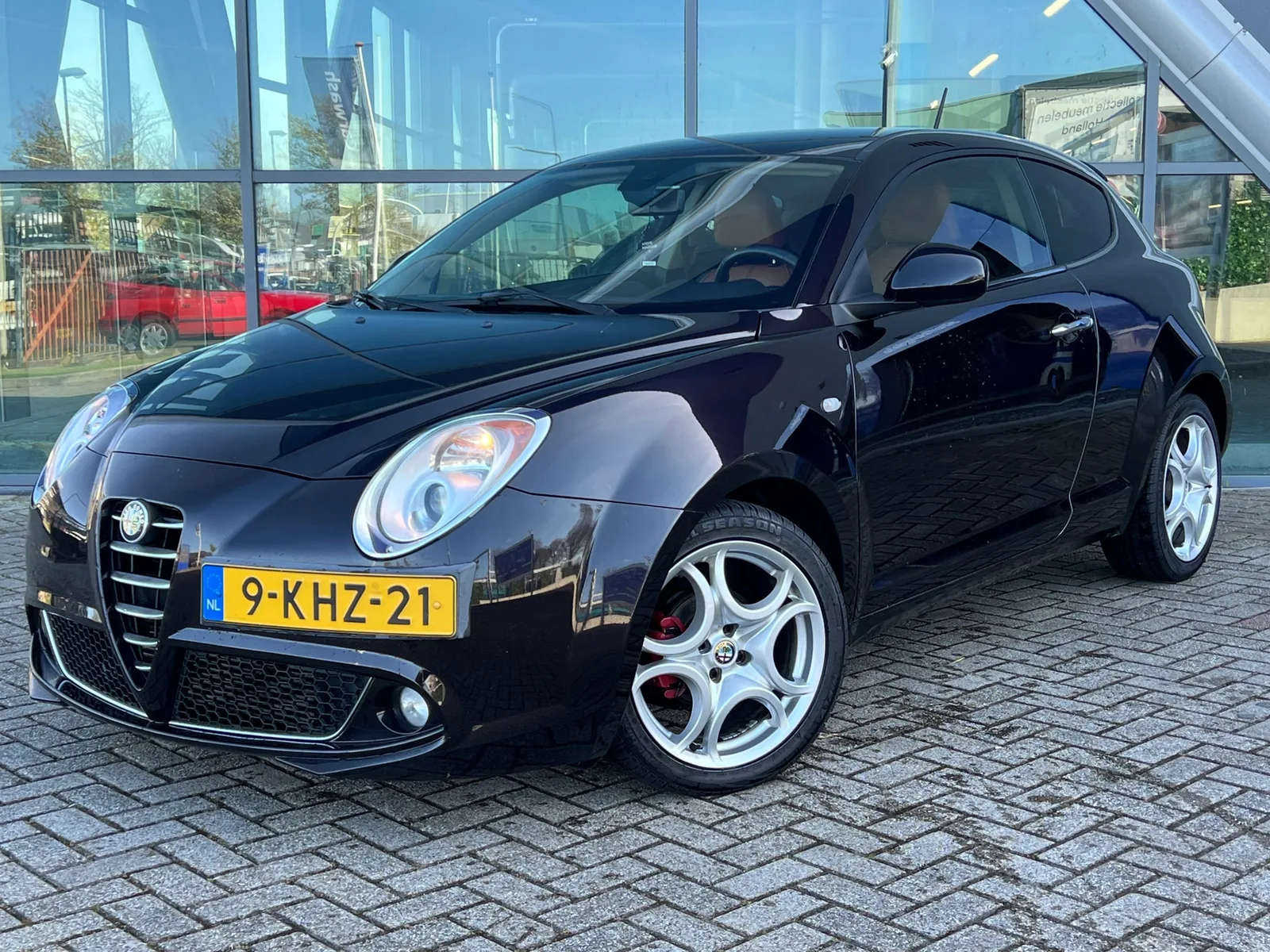 Alfa Romeo Mito (2013) — foto 1