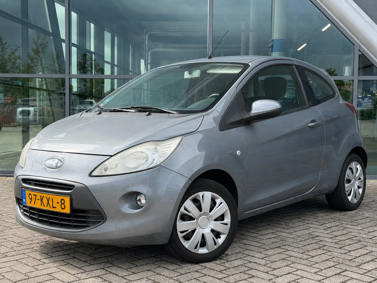 Ford Ka (2010) — foto 1