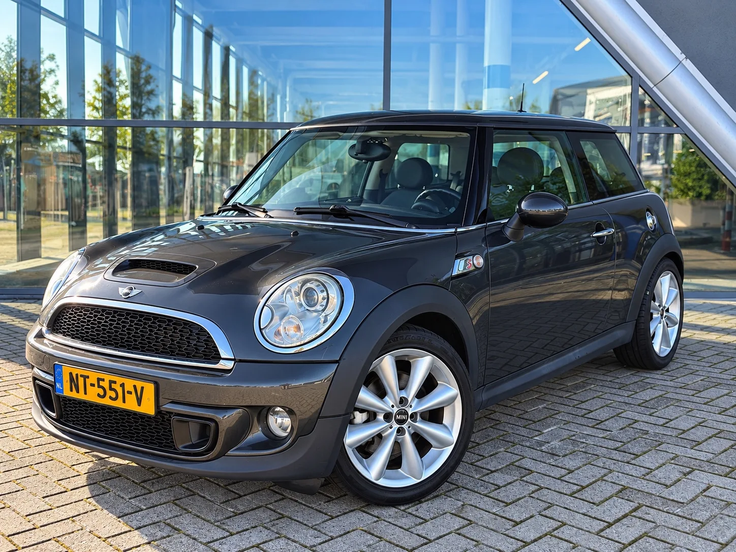 MINI Cooper S (2010) — foto 1