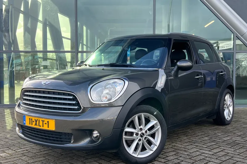 MINI Countryman (2012)