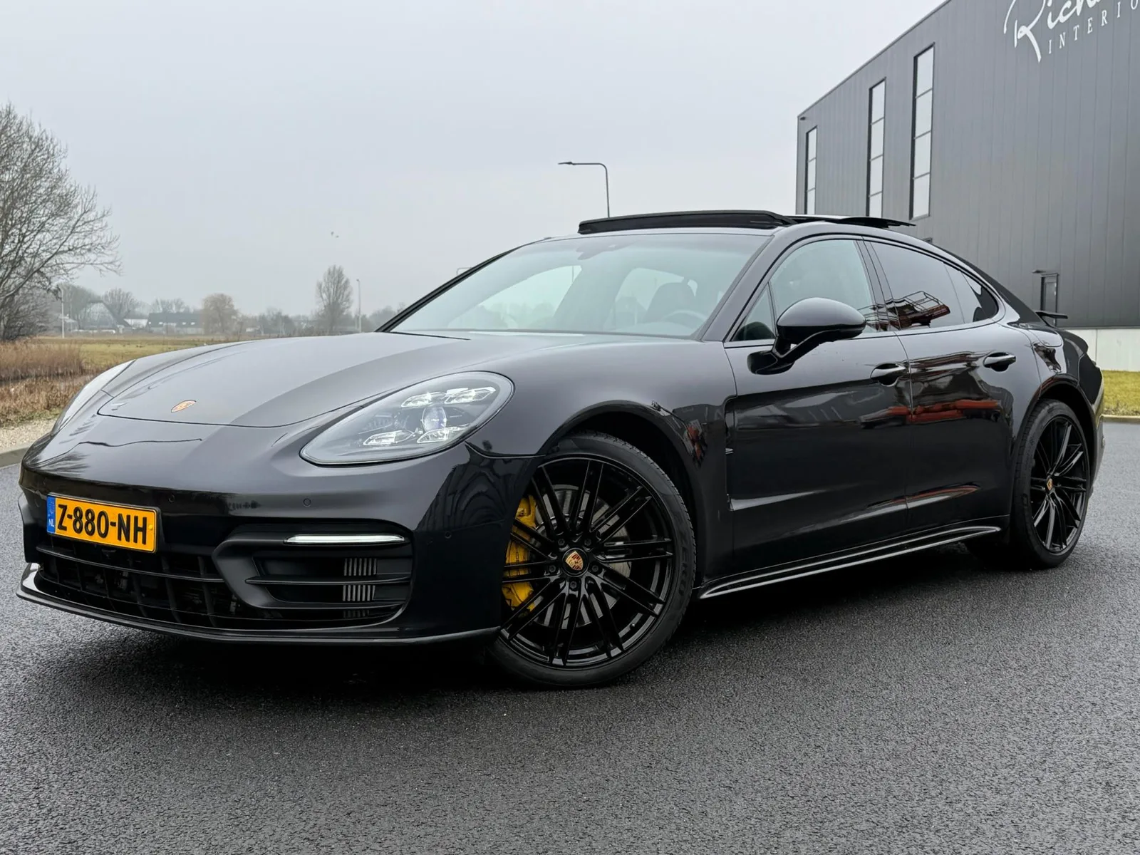 Porsche Panamera (2021) — foto 1