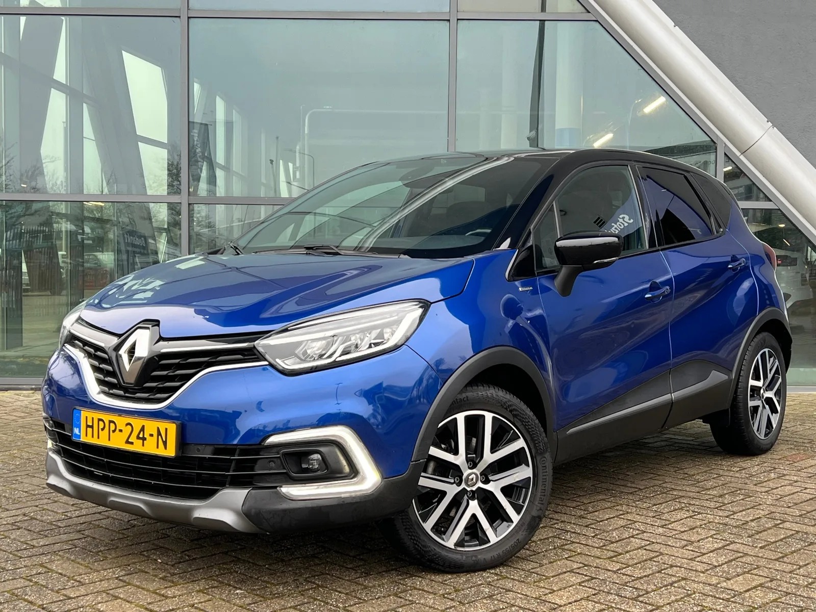Renault Captur (2018) — foto 1