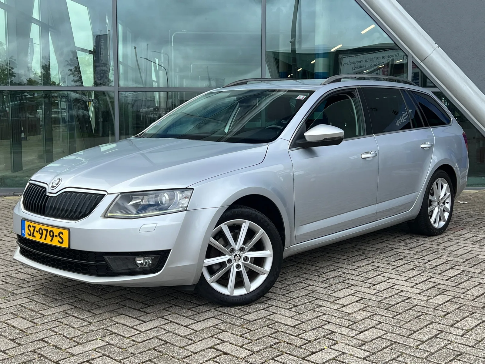 Škoda Octavia (2014) — foto 1