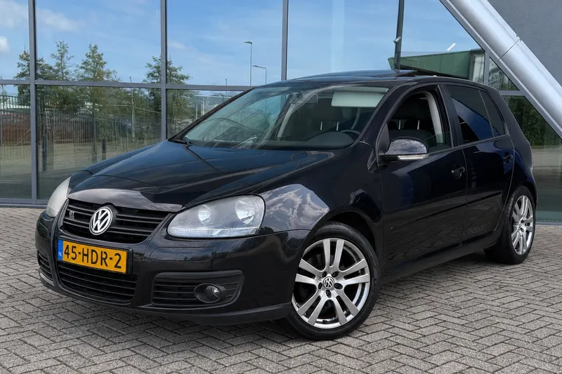 Volkswagen Golf (2008)