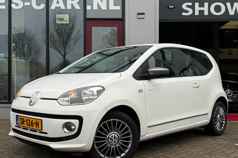 Volkswagen Up! (2013)