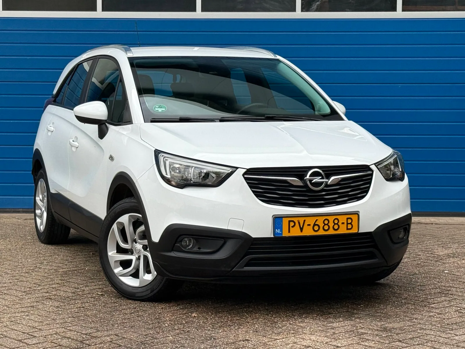 Opel Crossland X (2017) — foto 1