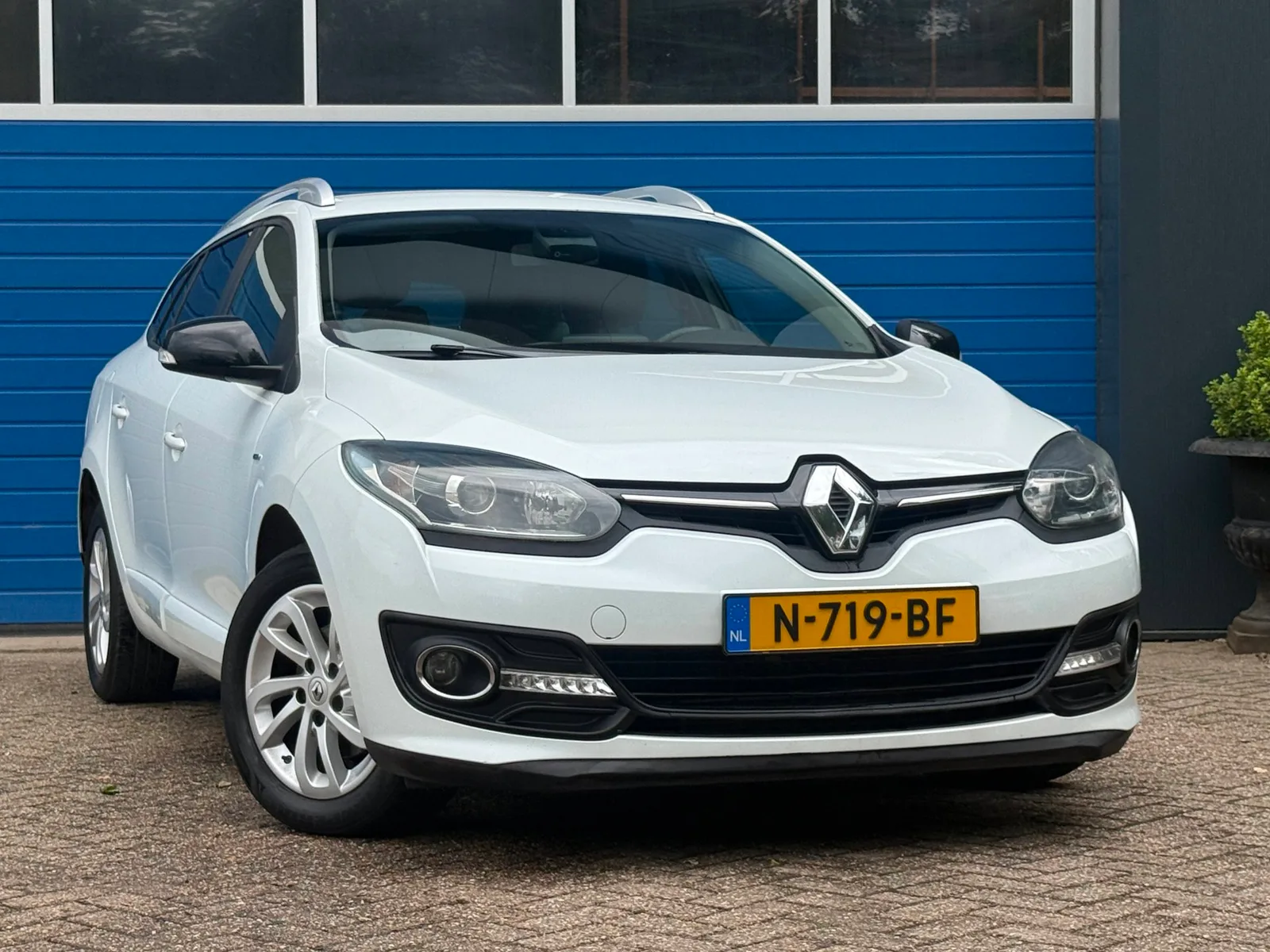 Renault Mégane (2016) — foto 1