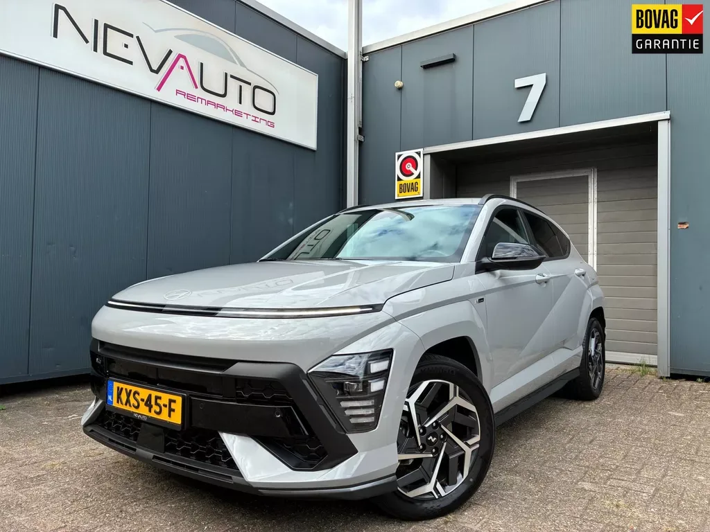 Hyundai Kona (2023) — foto 1