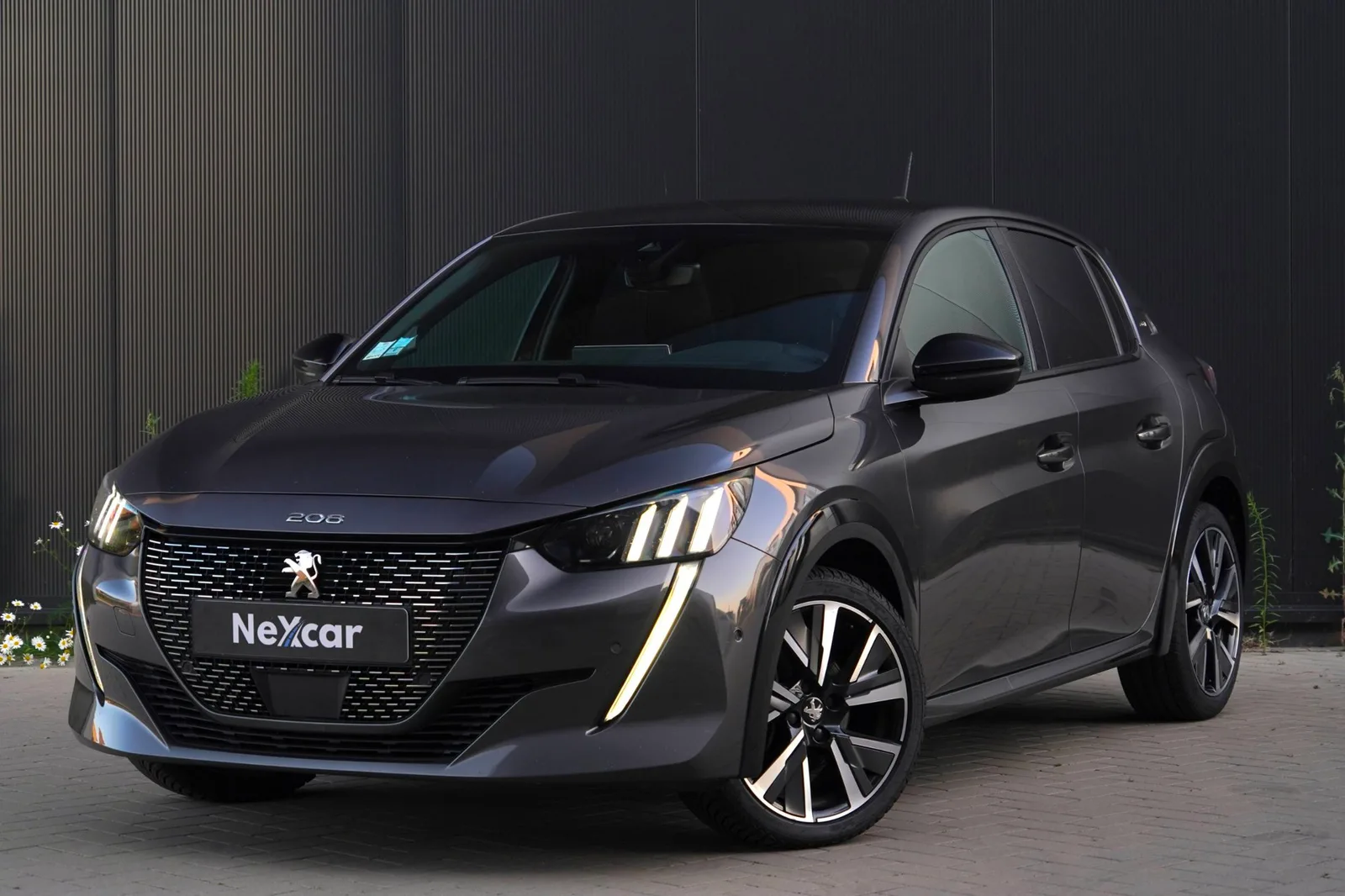 Peugeot 208 (2021) — foto 1