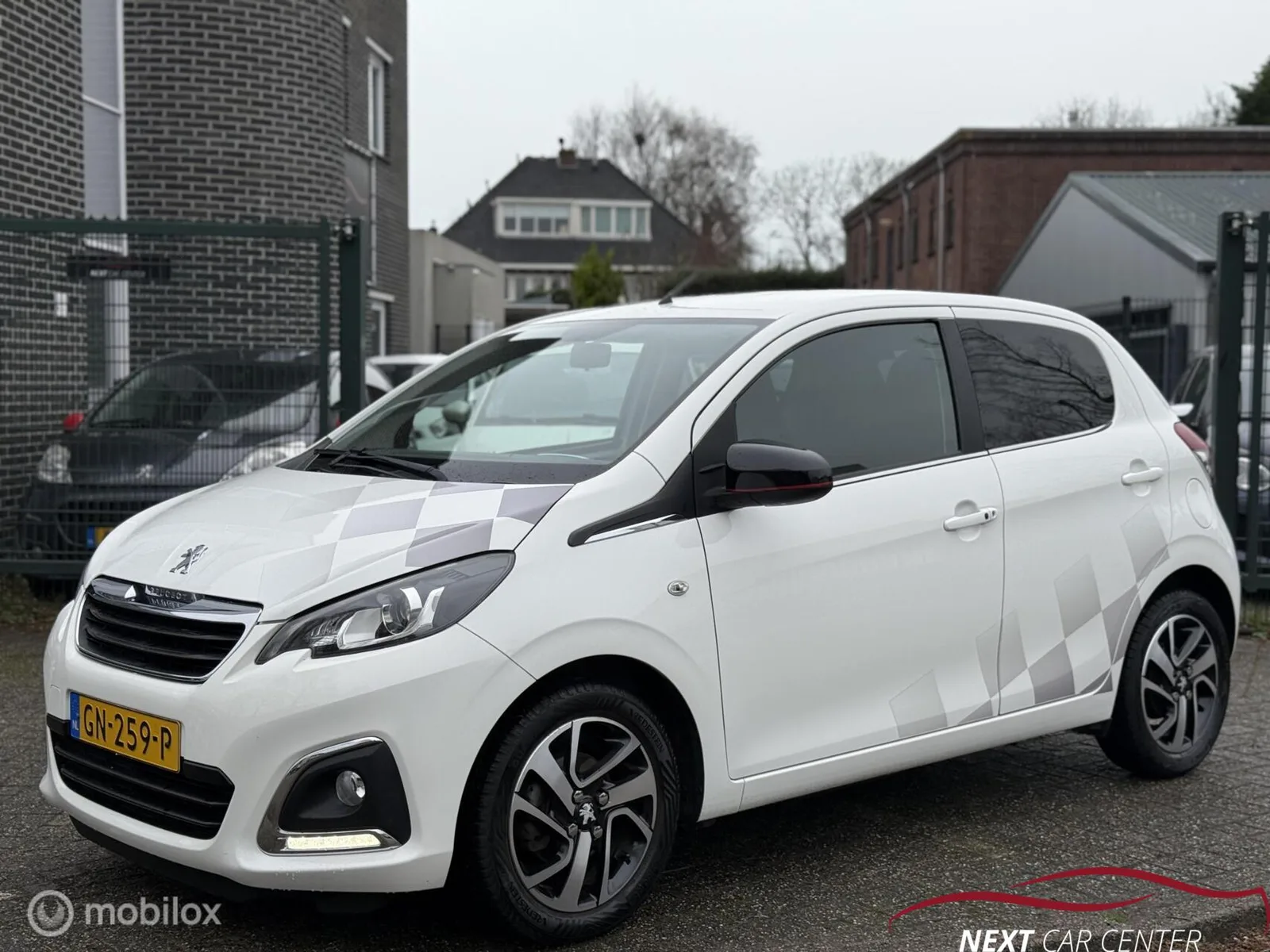 Peugeot 108 (2015) — foto 1