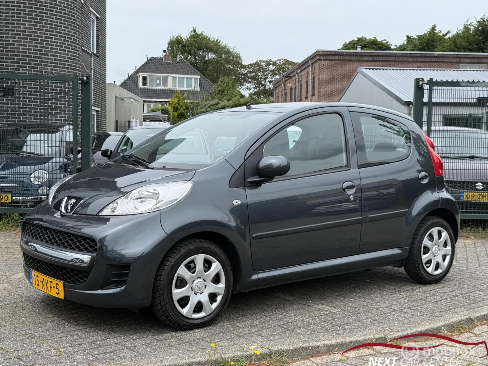 Peugeot 107 (2010) — foto 1