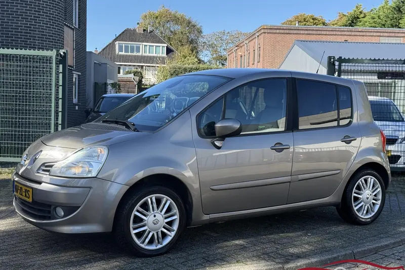 Renault Modus (2008)